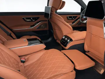 MERCEDES-BENZ S 450 d 4MATIC L AMG DVD Fond Ent Burmester