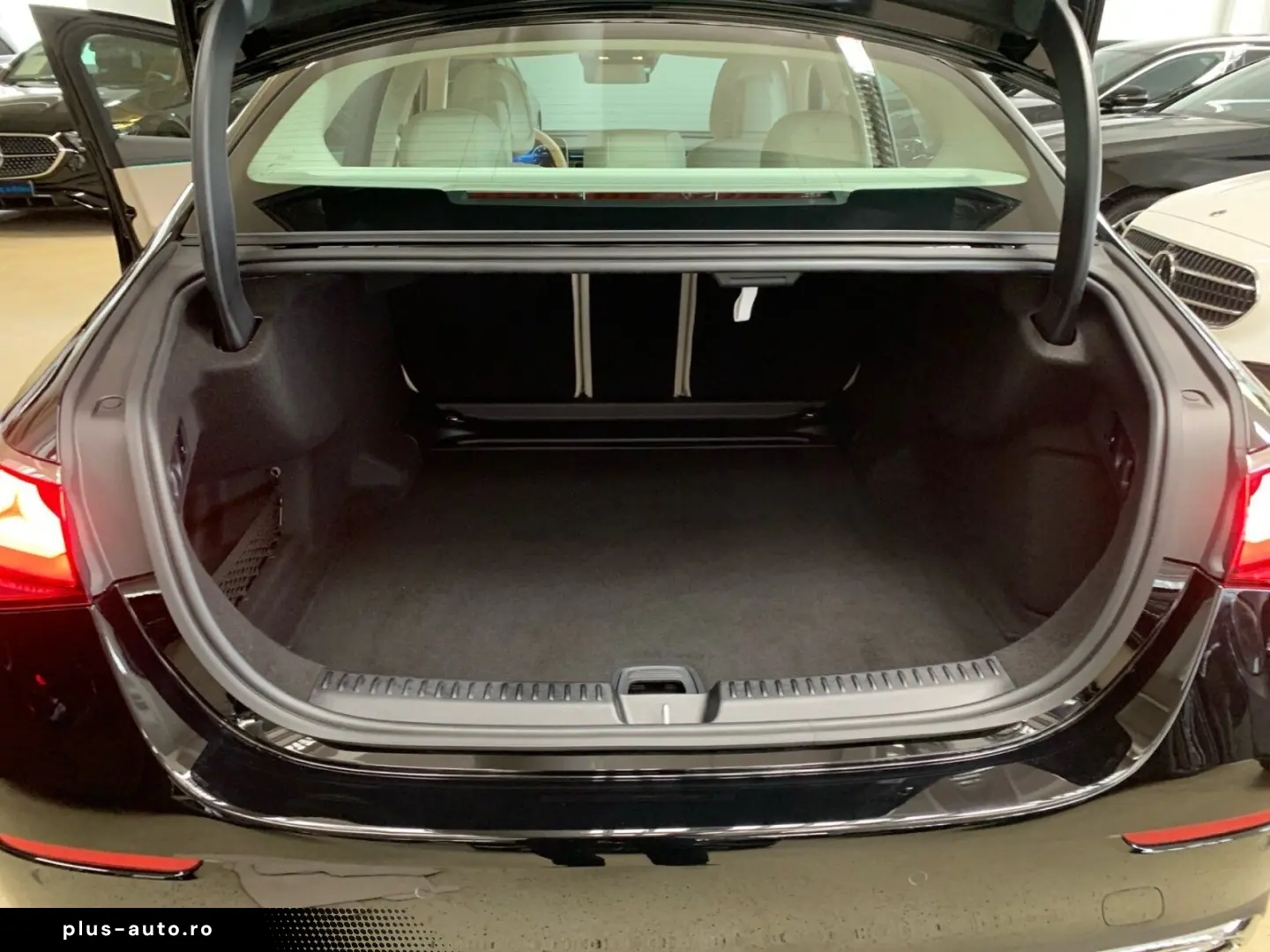 MERCEDES-BENZ E 200 4M  PANO BURMESTER DIST. 360  SITZKLIMA