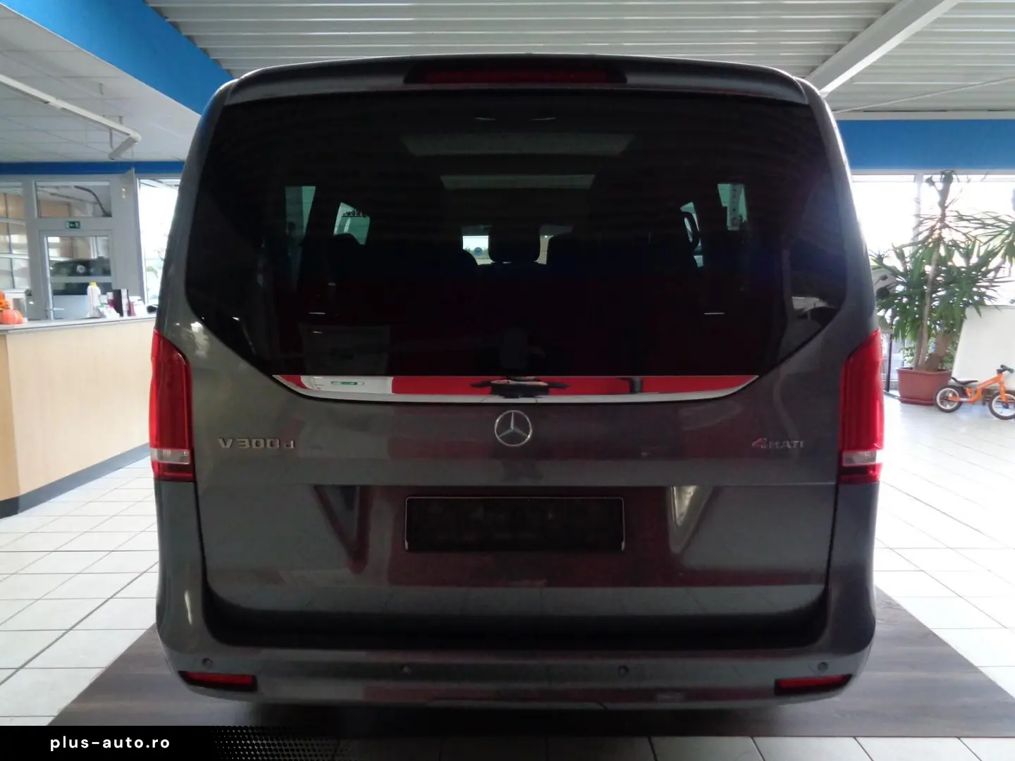 MERCEDES-BENZ V 300 lang AVANT.EDIT.AMG.4M MBUX Pano&hellip;