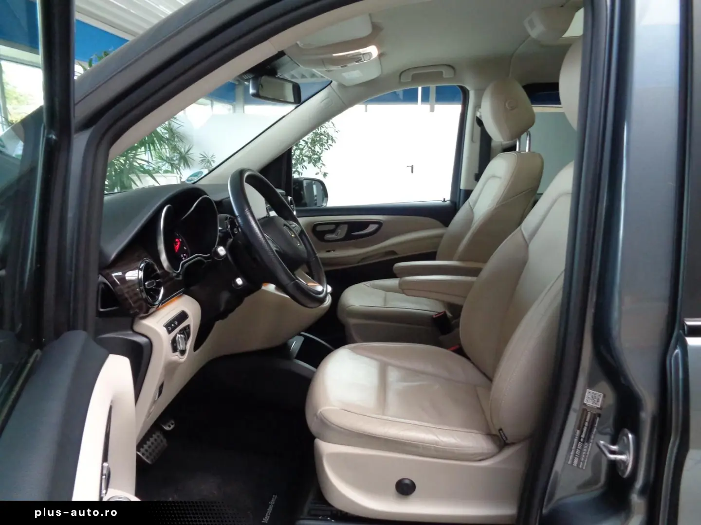 MERCEDES-BENZ V 300 lang AVANT.EDIT.AMG.4M MBUX Pano&hellip;