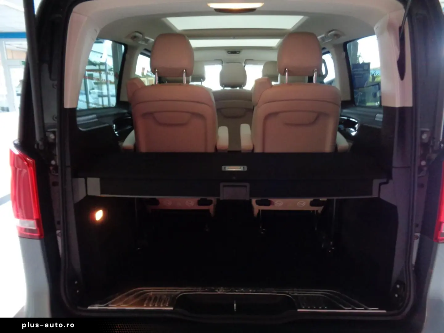 MERCEDES-BENZ V 300 lang AVANT.EDIT.AMG.4M MBUX Pano&hellip;