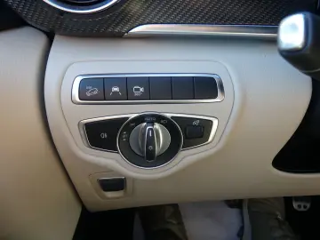 MERCEDES-BENZ V 300 d 4Mat Avantgarde AMG 3xE-TÜR AI&hellip;