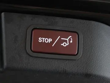 MERCEDES-BENZ V 300 d 4M lang Avantgarde AMG 8S Pano&hellip;