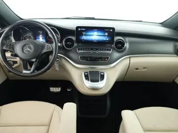 MERCEDES-BENZ V 300 d 4M lang Avantgarde AMG 8S Pano&hellip;