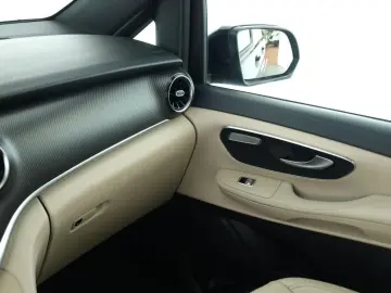 MERCEDES-BENZ V 300 d 4M lang Avantgarde AMG 8S Pano&hellip;