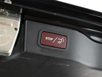 MERCEDES-BENZ V 300 d 4M lang Avantgarde AMG 8 Pano &hellip;