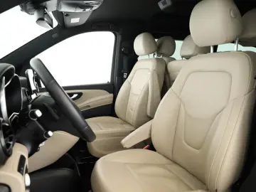 MERCEDES-BENZ V 300 d 4M lang Avantgarde AMG 8 Pano &hellip;