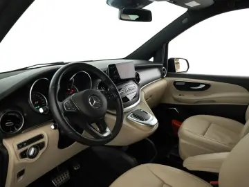 MERCEDES-BENZ V 300 d 4M lang Avantgarde AMG 8 Pano &hellip;