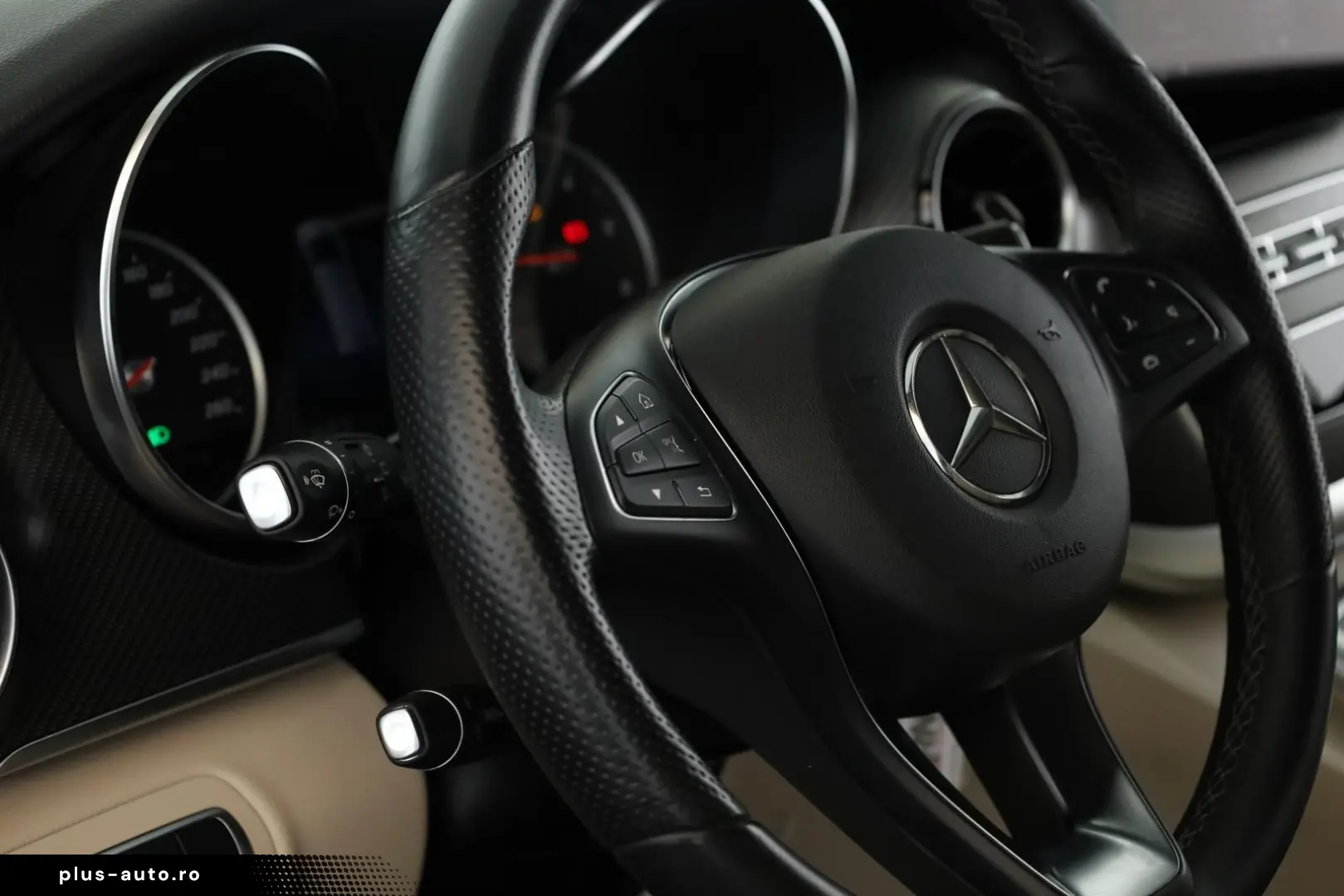 MERCEDES-BENZ V 300 d 4M lang Avantgarde AMG 8 Pano &hellip;