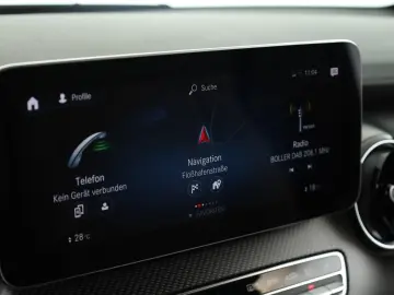 MERCEDES-BENZ V 300 d 4M lang Avantgarde AMG 8 Pano &hellip;