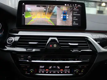 BMW M550i xDrive M Sport Pro Laser S-Dach HUD Bowers