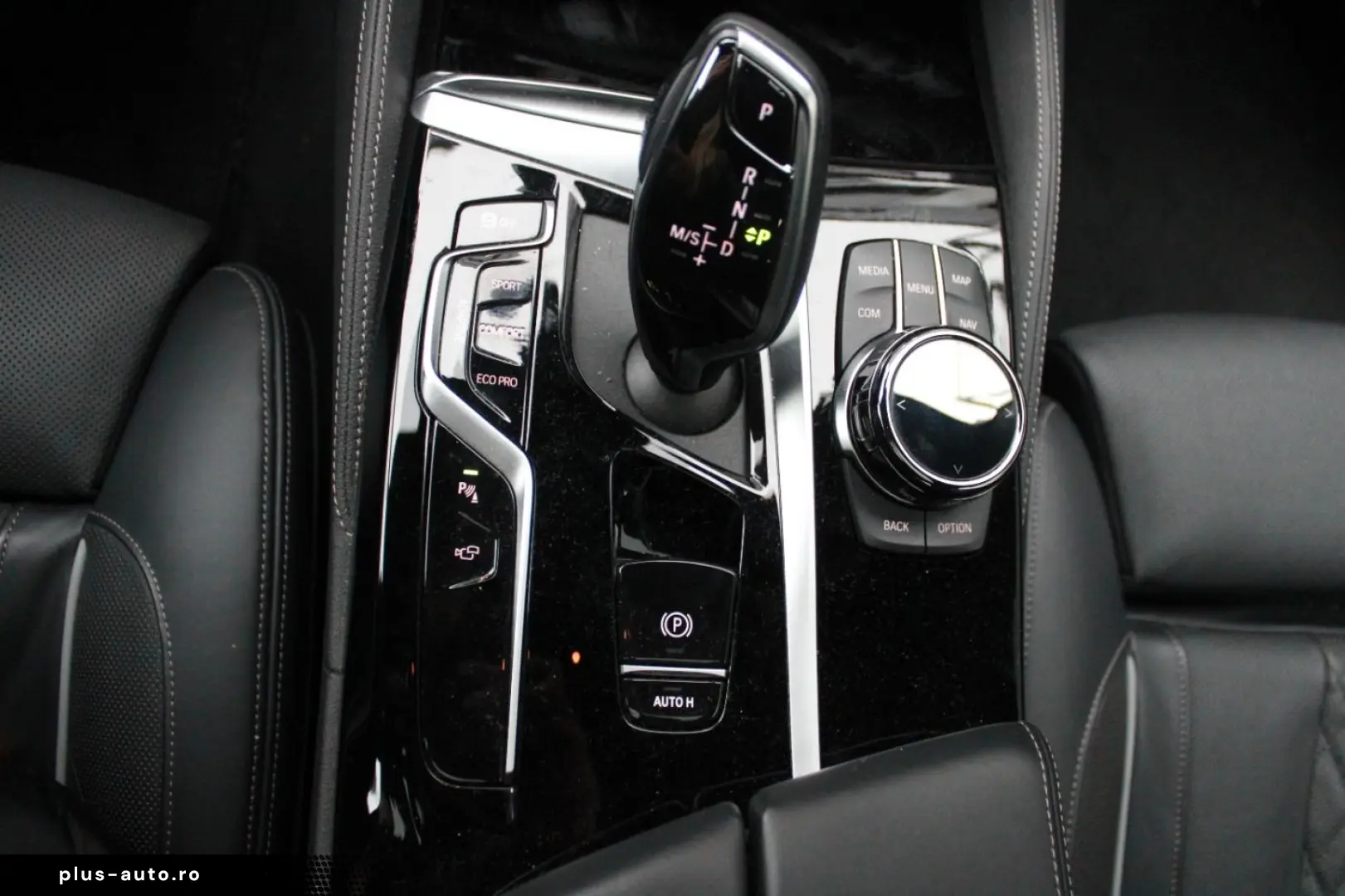 BMW M550i xDrive M Sport Pro Laser S-Dach HUD Bowers