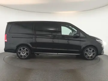 MERCEDES-BENZ V 300 d 4M lang Avantgarde AMG 8S Pano&hellip;