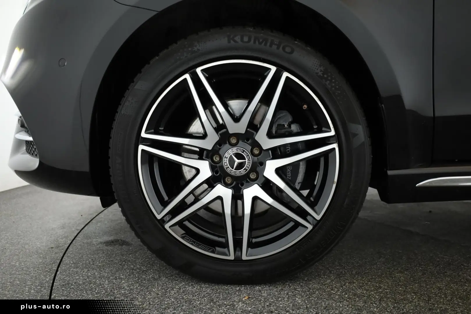 MERCEDES-BENZ V 300 d 4M lang Avantgarde AMG 8S Pano&hellip;