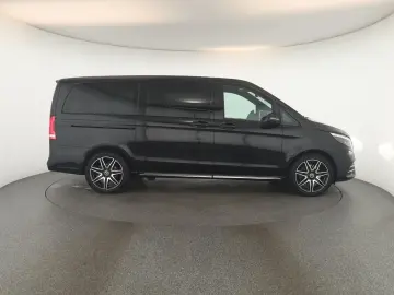 MERCEDES-BENZ V 300 d 4M lang Avantgarde AMG 8S Pano&hellip;