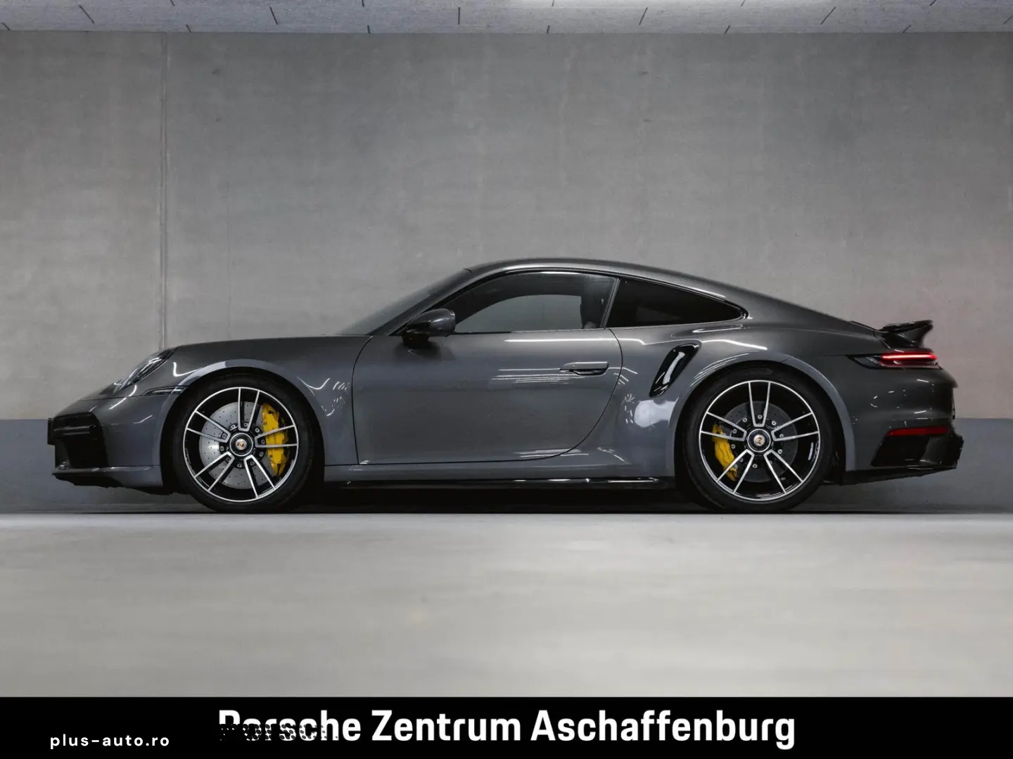 PORSCHE 911 Turbo S Burmester Liftsystem
