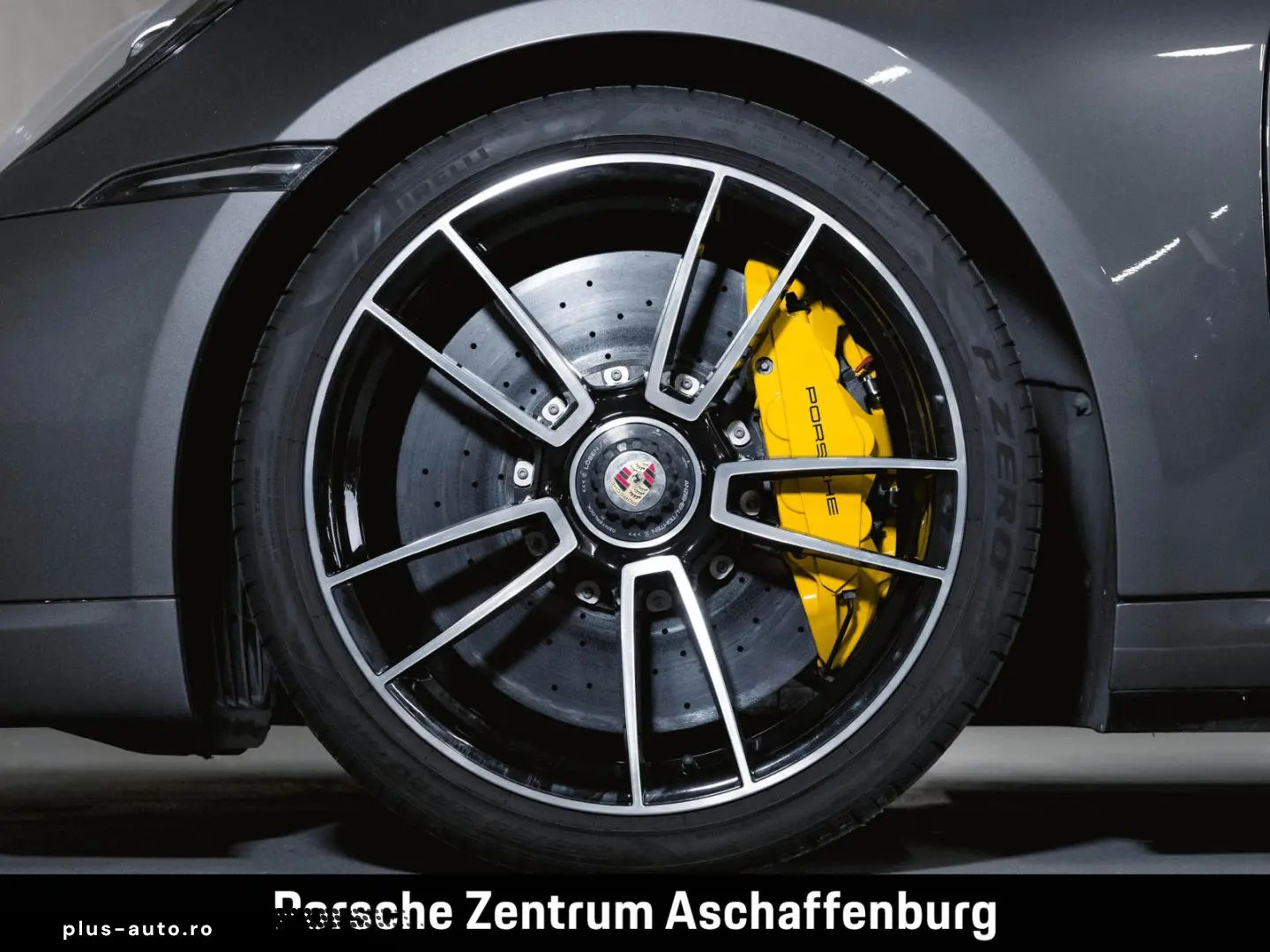 PORSCHE 911 Turbo S Burmester Liftsystem