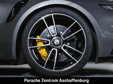 PORSCHE 911 Turbo S Burmester Liftsystem