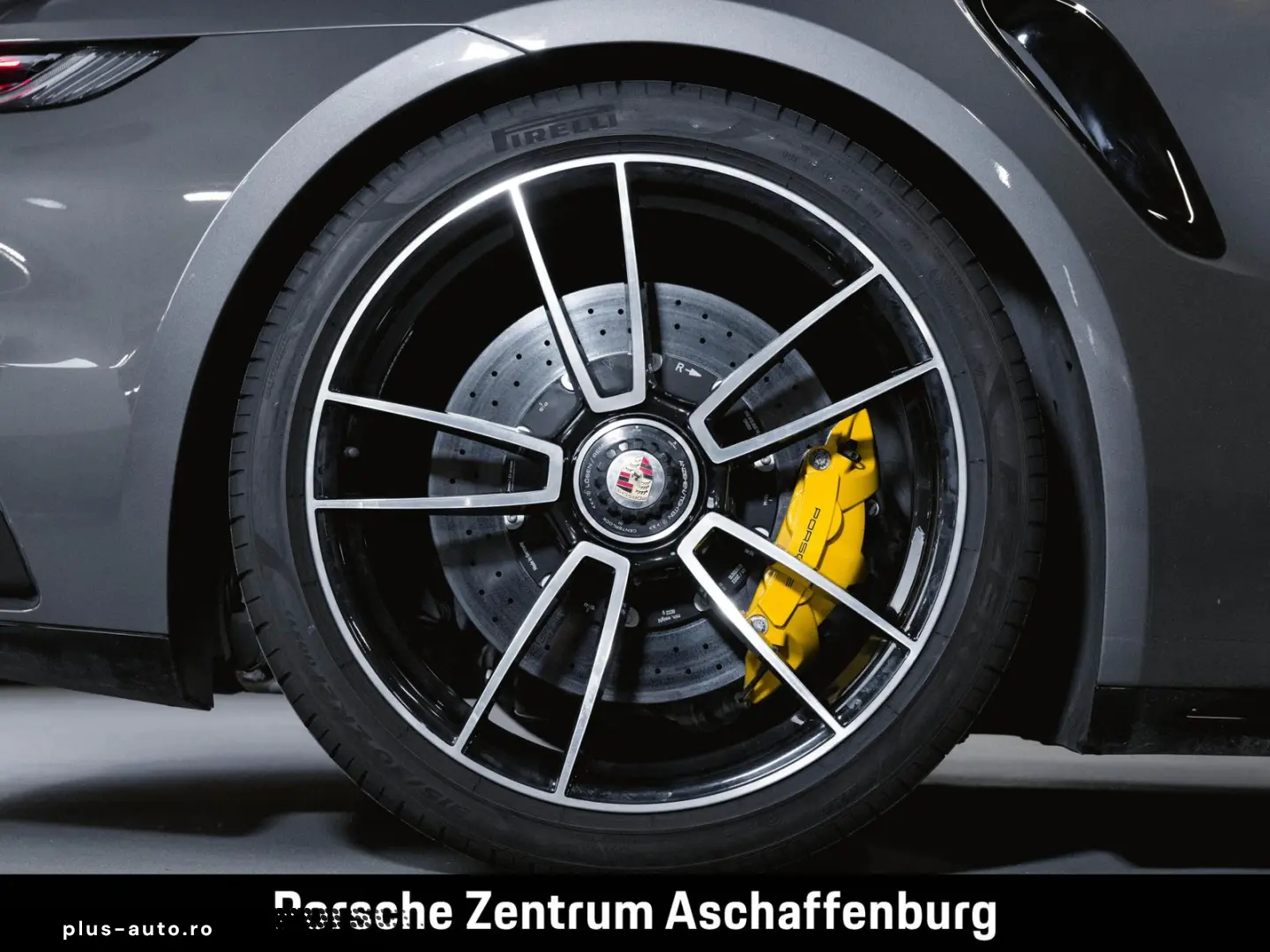 PORSCHE 911 Turbo S Burmester Liftsystem