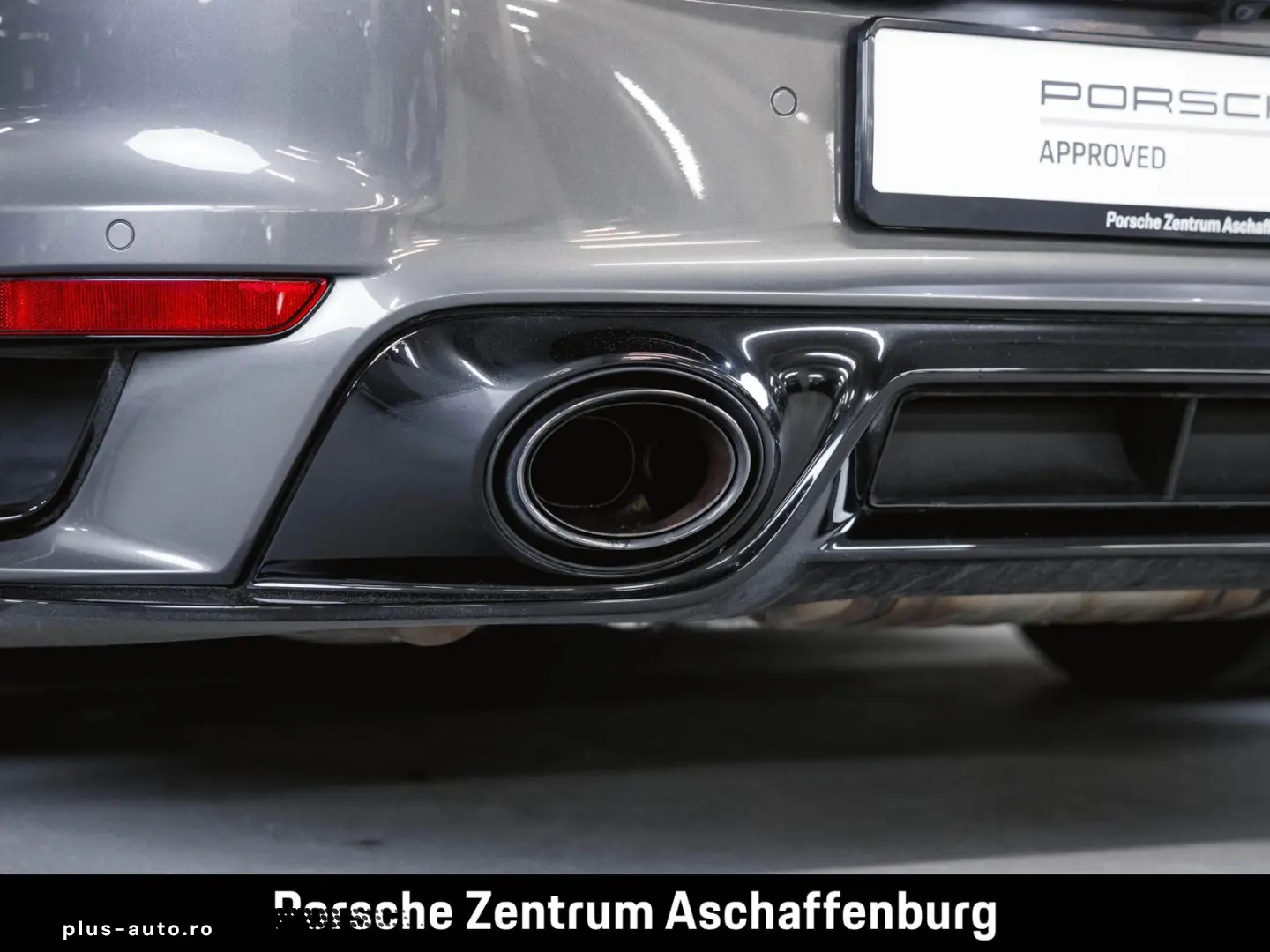 PORSCHE 911 Turbo S Burmester Liftsystem