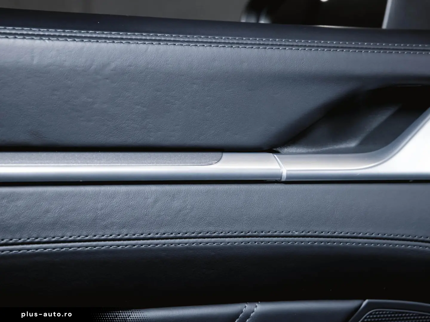 PORSCHE 911 Turbo S Burmester Liftsystem