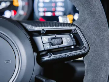 PORSCHE 911 Turbo S Burmester Liftsystem