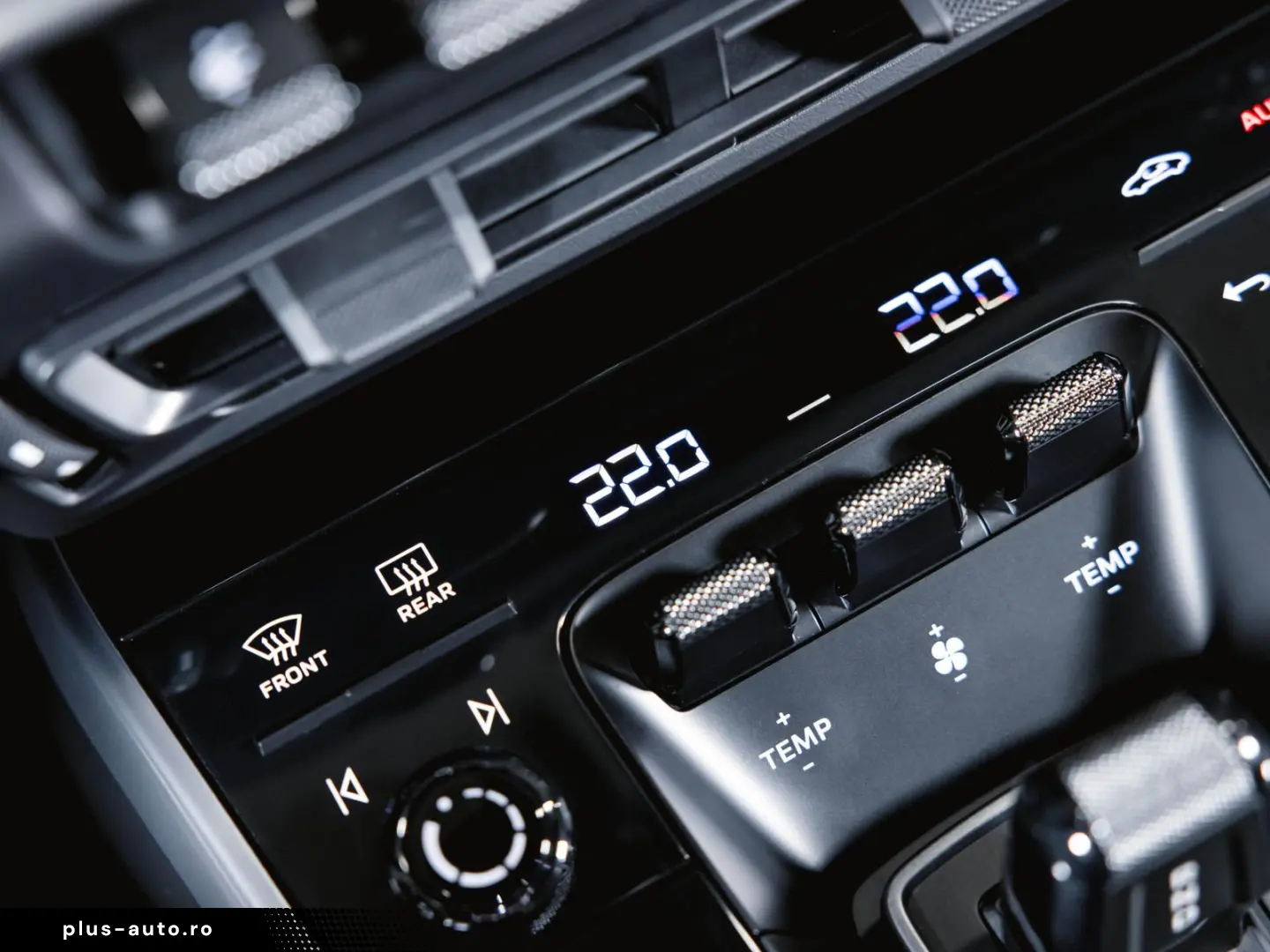 PORSCHE 911 Turbo S Burmester Liftsystem