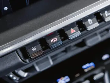 PORSCHE 911 Turbo S Burmester Liftsystem