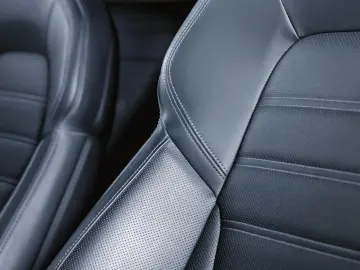 PORSCHE 911 Turbo S Burmester Liftsystem