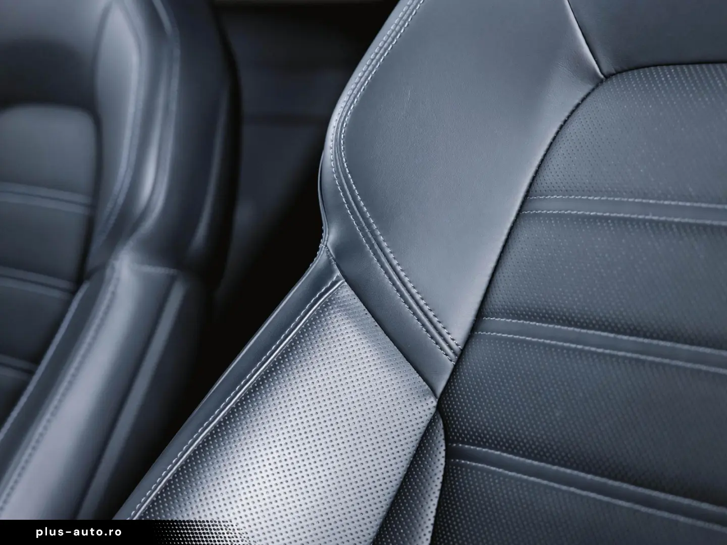 PORSCHE 911 Turbo S Burmester Liftsystem