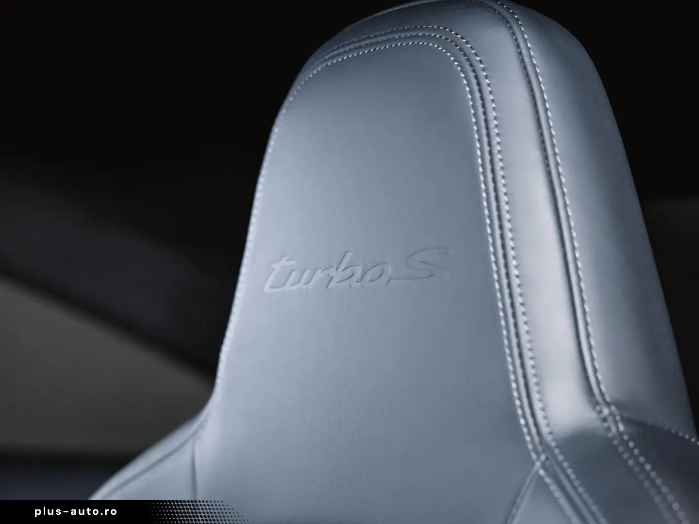 PORSCHE 911 Turbo S Burmester Liftsystem