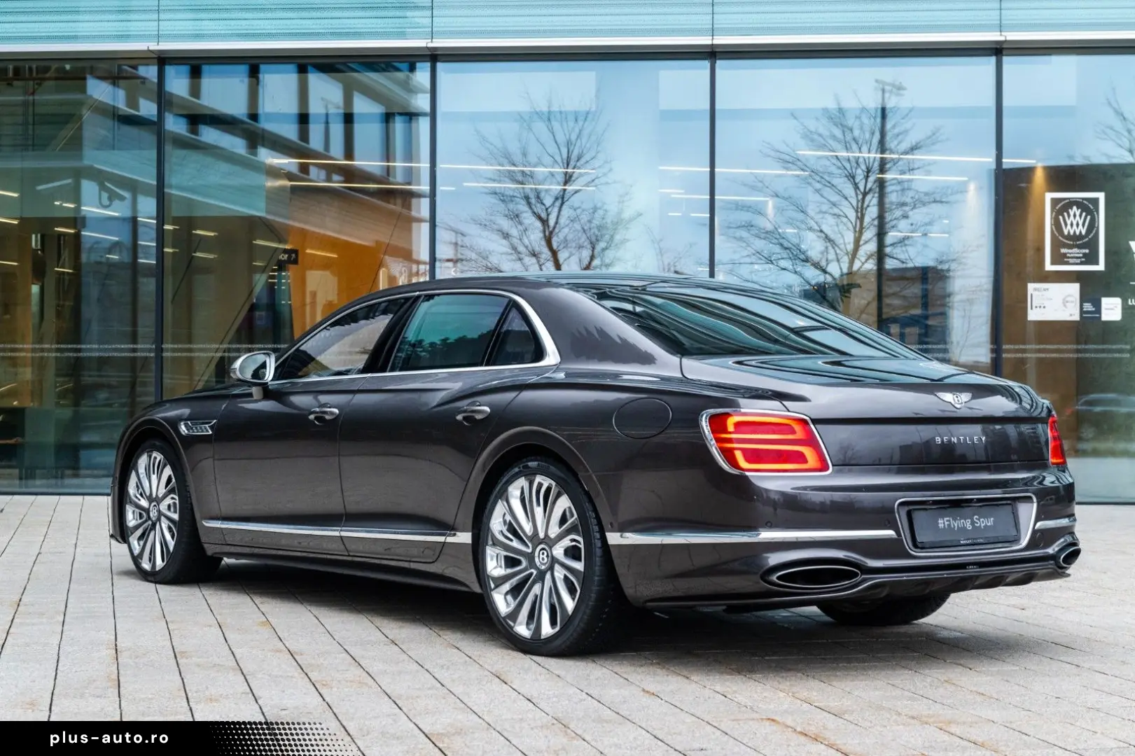 BENTLEY FLYING SPUR MULLINER MY25 V8 Plug-in Hybrid