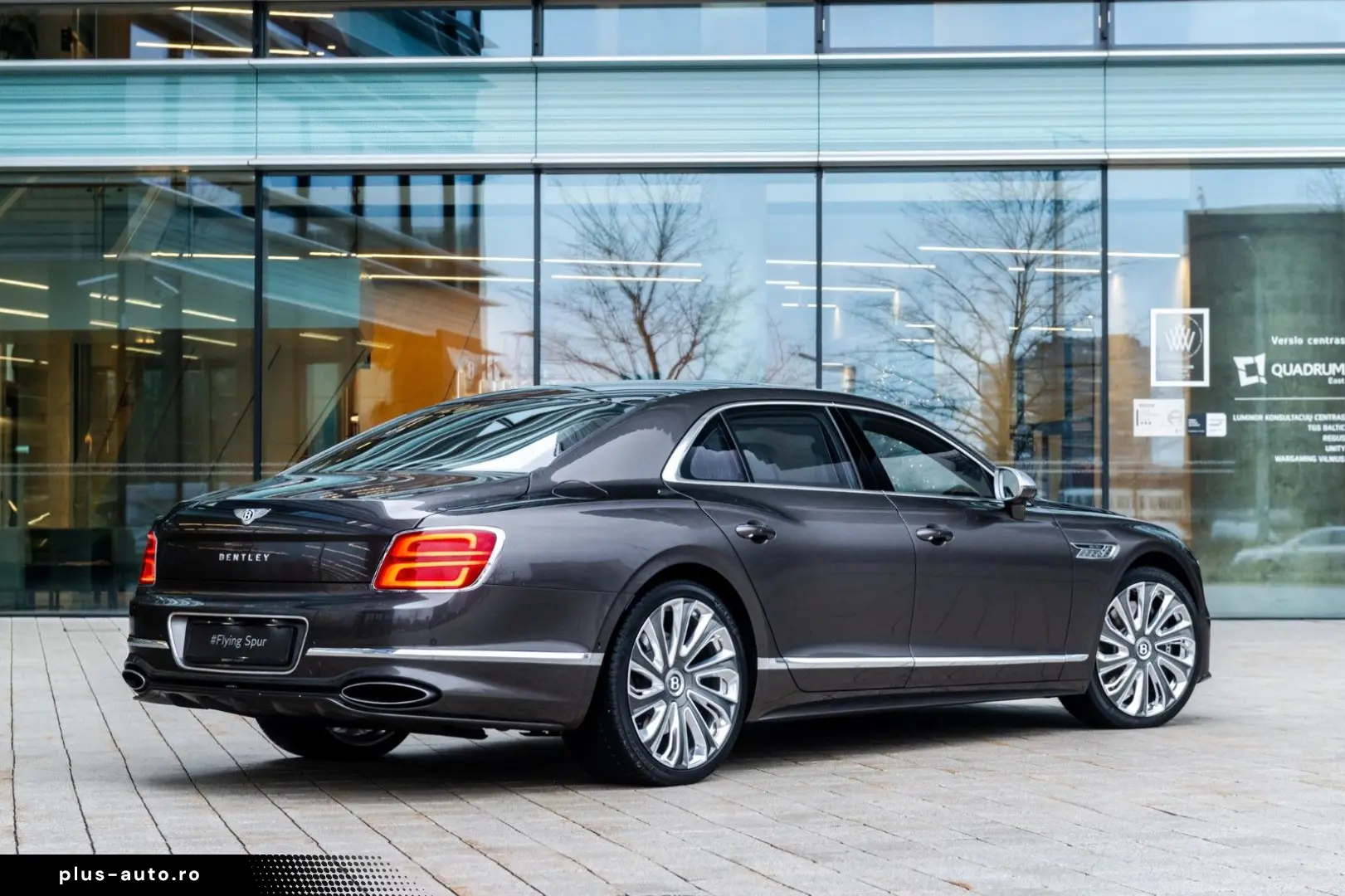BENTLEY FLYING SPUR MULLINER MY25 V8 Plug-in Hybrid