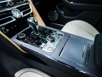 BENTLEY FLYING SPUR MULLINER MY25 V8 Plug-in Hybrid