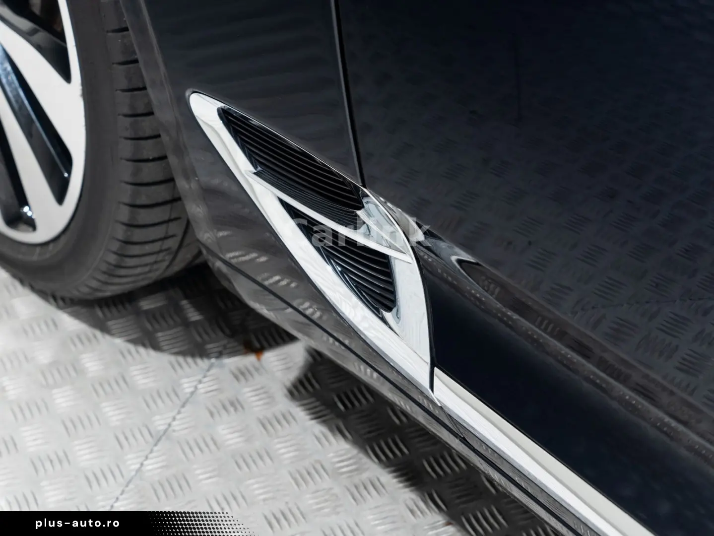 BENTLEY Continental GT AZURE V8 -PANO-NACHT-VOLL-