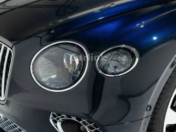 BENTLEY Continental GT AZURE V8 -PANO-NACHT-VOLL-