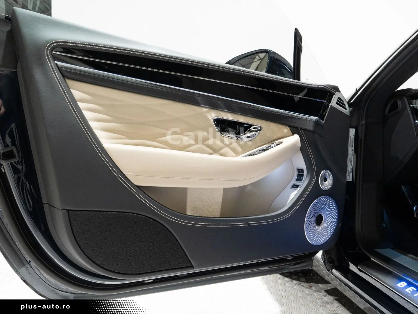 BENTLEY Continental GT AZURE V8 -PANO-NACHT-VOLL-