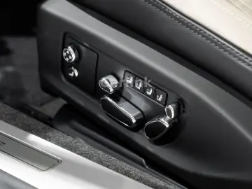 BENTLEY Continental GT AZURE V8 -PANO-NACHT-VOLL-