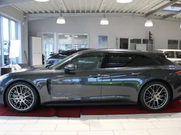 PORSCHE Panamera Sport Turismo 4 E-Hybrid Edition