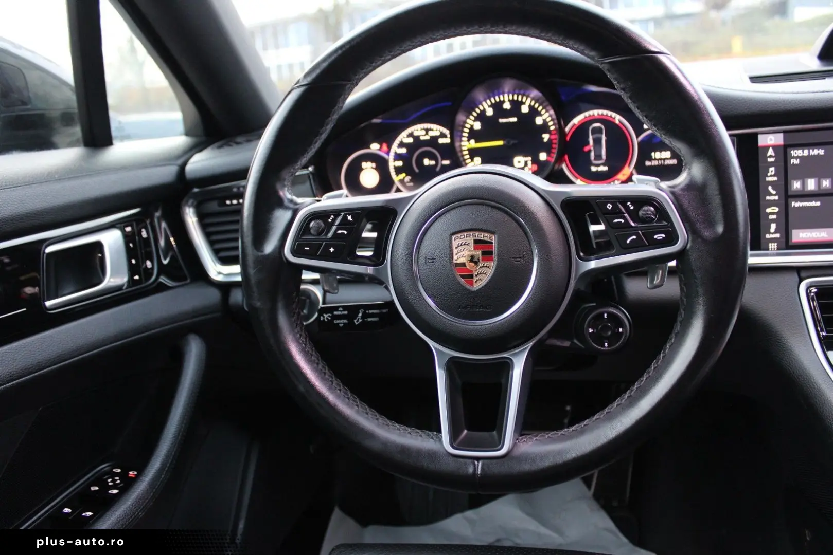 PORSCHE Panamera Sport Turismo 4 E-Hybrid Edition