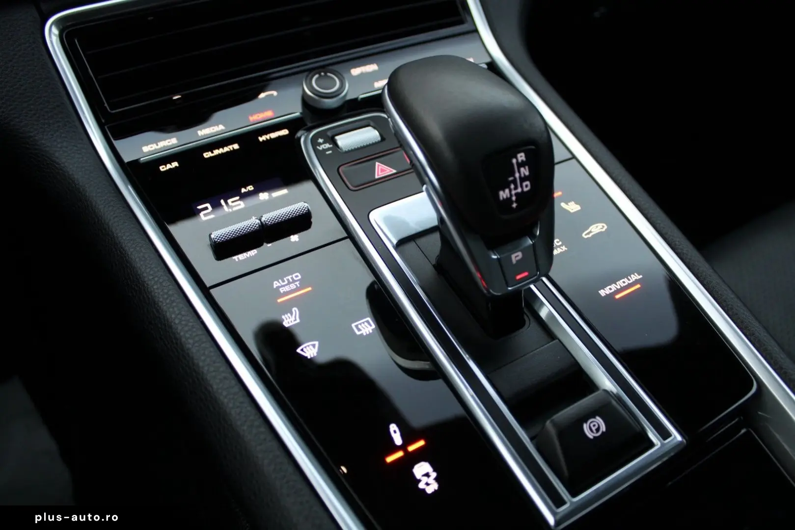 PORSCHE Panamera Sport Turismo 4 E-Hybrid Edition