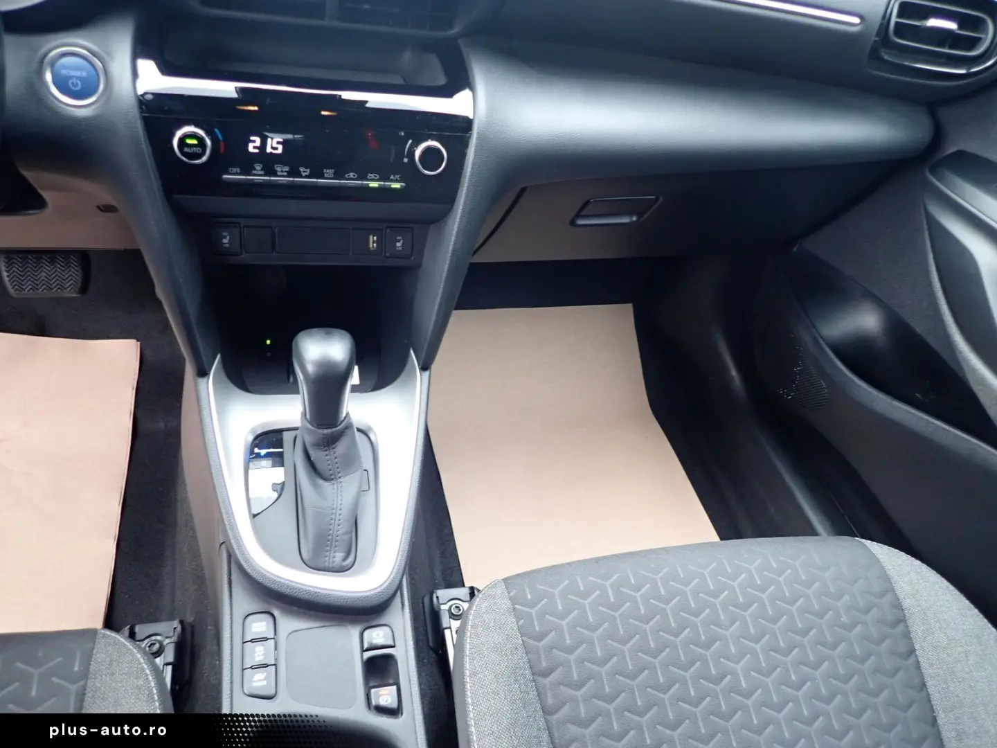 TOYOTA Yaris Cross Hybrid Team Deutschland