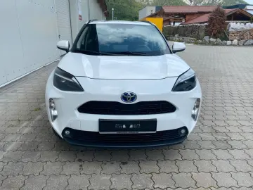 TOYOTA Yaris Cross 1.5 Hybrid AWD-i SHZ R-Cam App