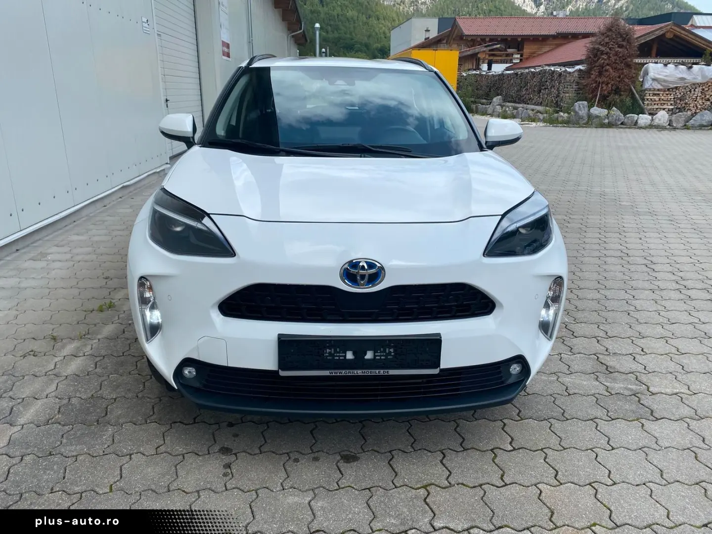TOYOTA Yaris Cross 1.5 Hybrid AWD-i SHZ R-Cam App