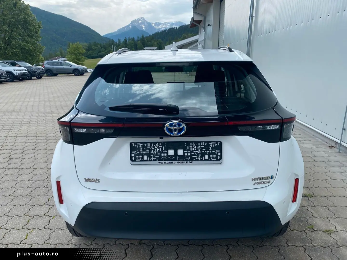 TOYOTA Yaris Cross 1.5 Hybrid AWD-i SHZ R-Cam App