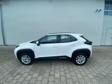 TOYOTA Yaris Cross 1.5 Hybrid AWD-i SHZ R-Cam App