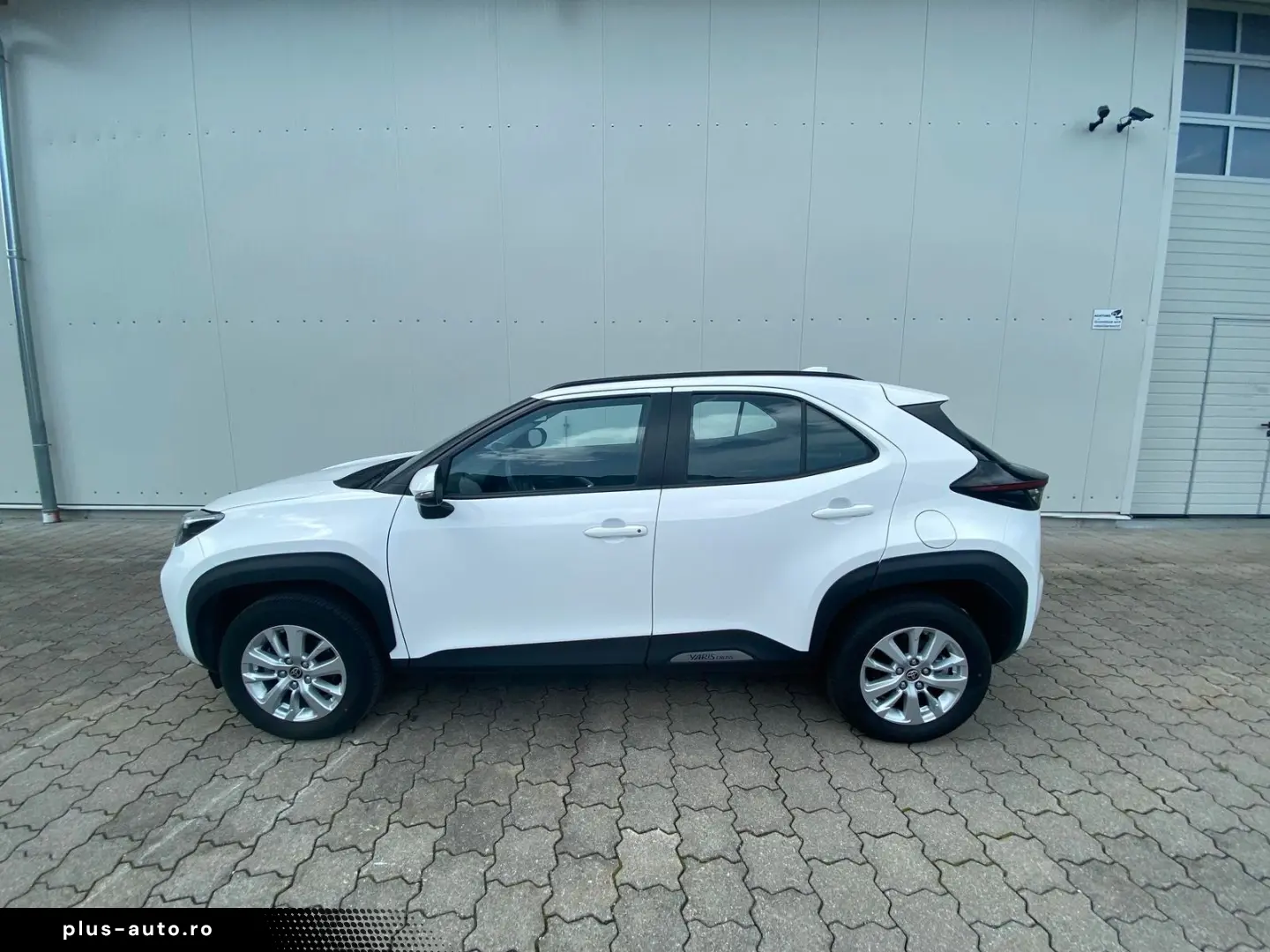 TOYOTA Yaris Cross 1.5 Hybrid AWD-i SHZ R-Cam App