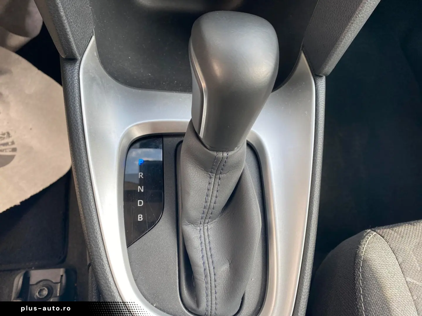 TOYOTA Yaris Cross 1.5 Hybrid AWD-i SHZ R-Cam App