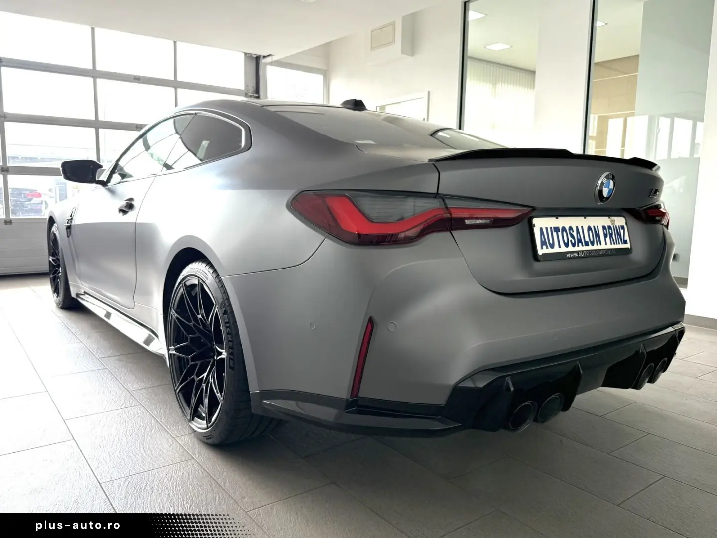 BMW M4 xDrive Competition AUTOM NAVI LEDER SBDACH