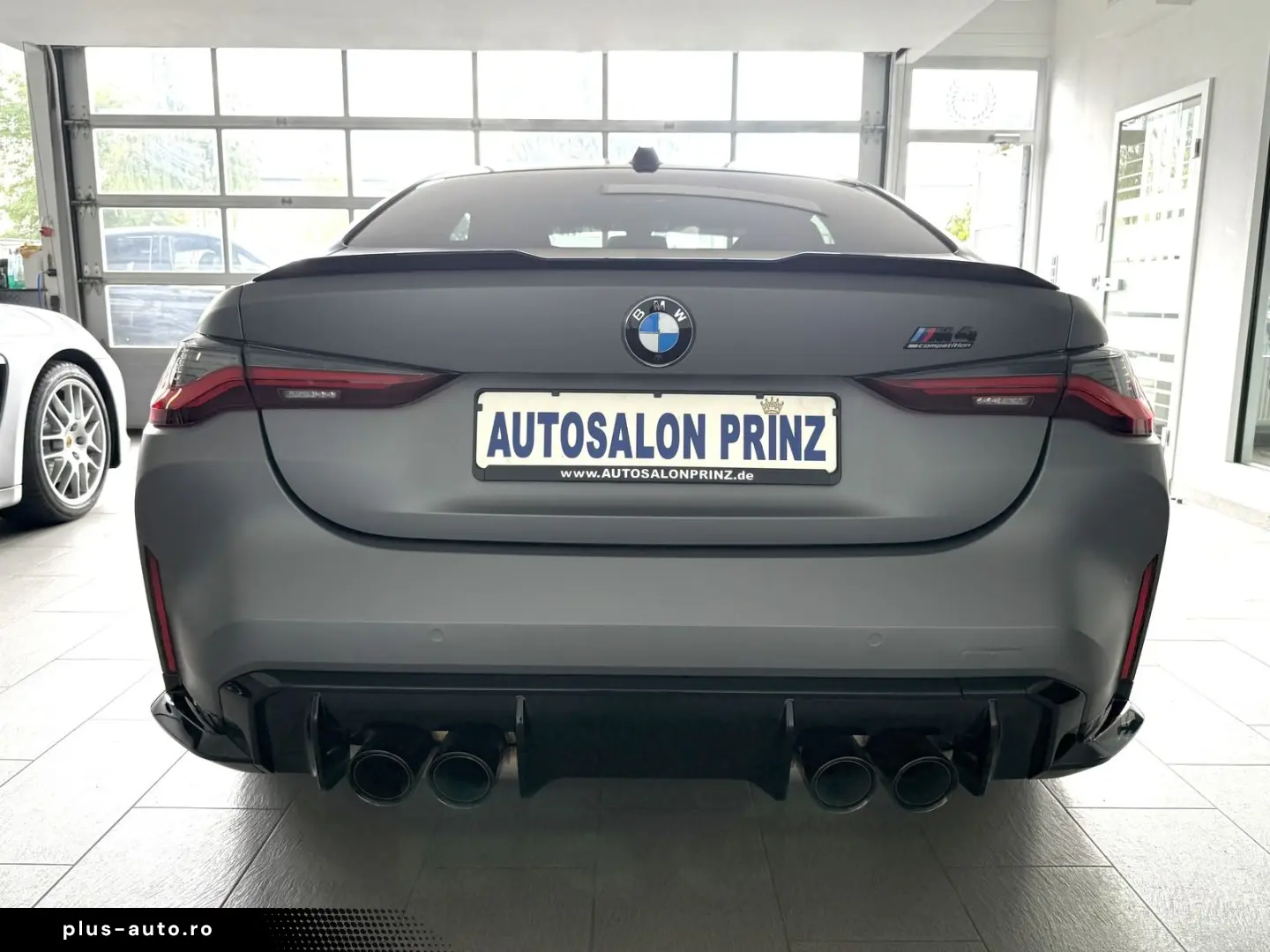 BMW M4 xDrive Competition AUTOM NAVI LEDER SBDACH